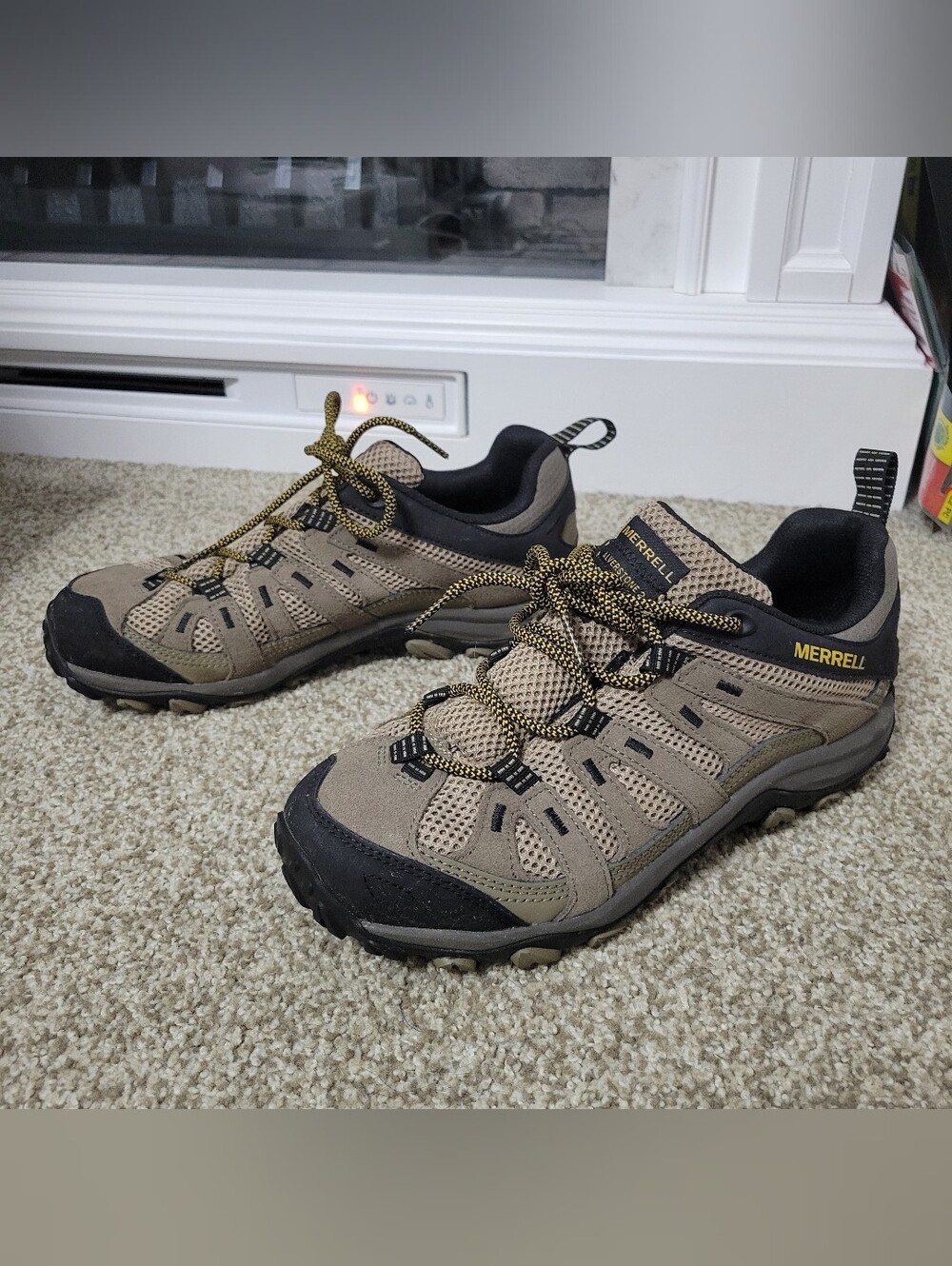 Merrell Men's Alverstone 2 Low-top Trail Hiking Shoes in Pecan, Size 8